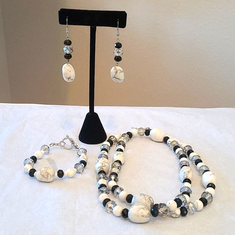 Tricolor Beaded Set